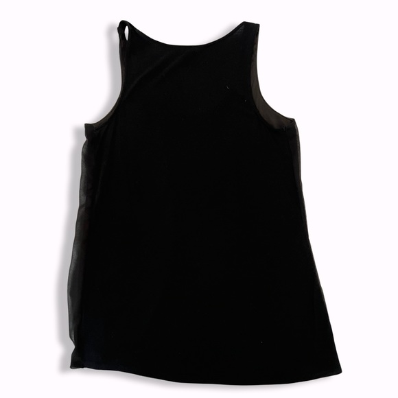 Express Size M sleeveless mixed media blouse - Picture 3 of 3